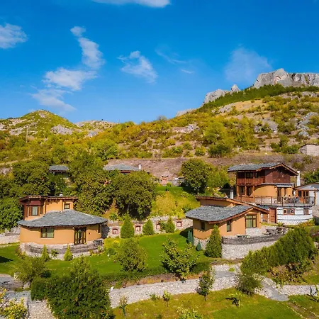 Eco Village Under The Cliffs Ilindentsi Exterior photo