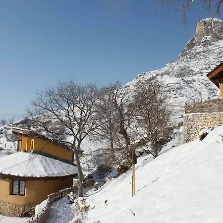 Eco Village Under The Cliffs Ilindentsi Exterior photo