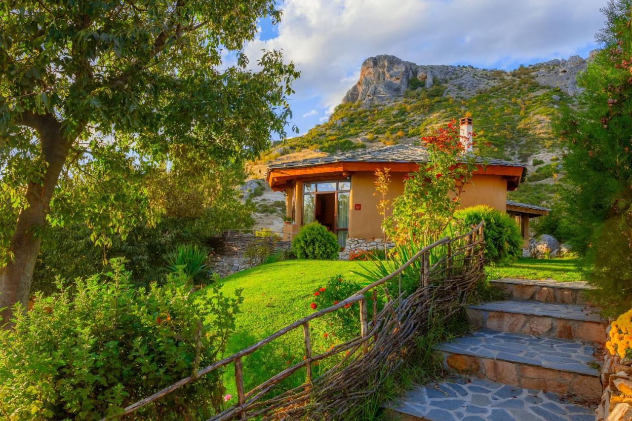 Case de vacanță Eco Village Under The Cliffs Ilindentsi