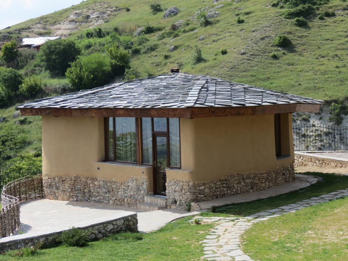 Eco Village Under The Cliffs Holiday home *