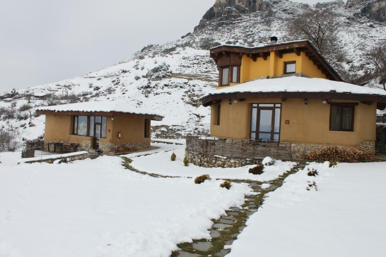 Eco Village Under The Cliffs Case de vacanță *