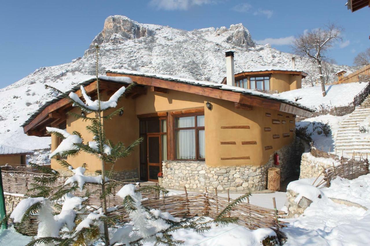 Eco Village Under The Cliffs Holiday home